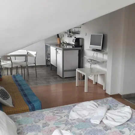 Bojourland Studio In The Heart Of *